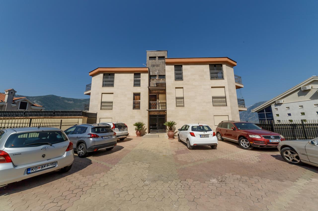 Apartments Coral Kotor Ngoại thất bức ảnh