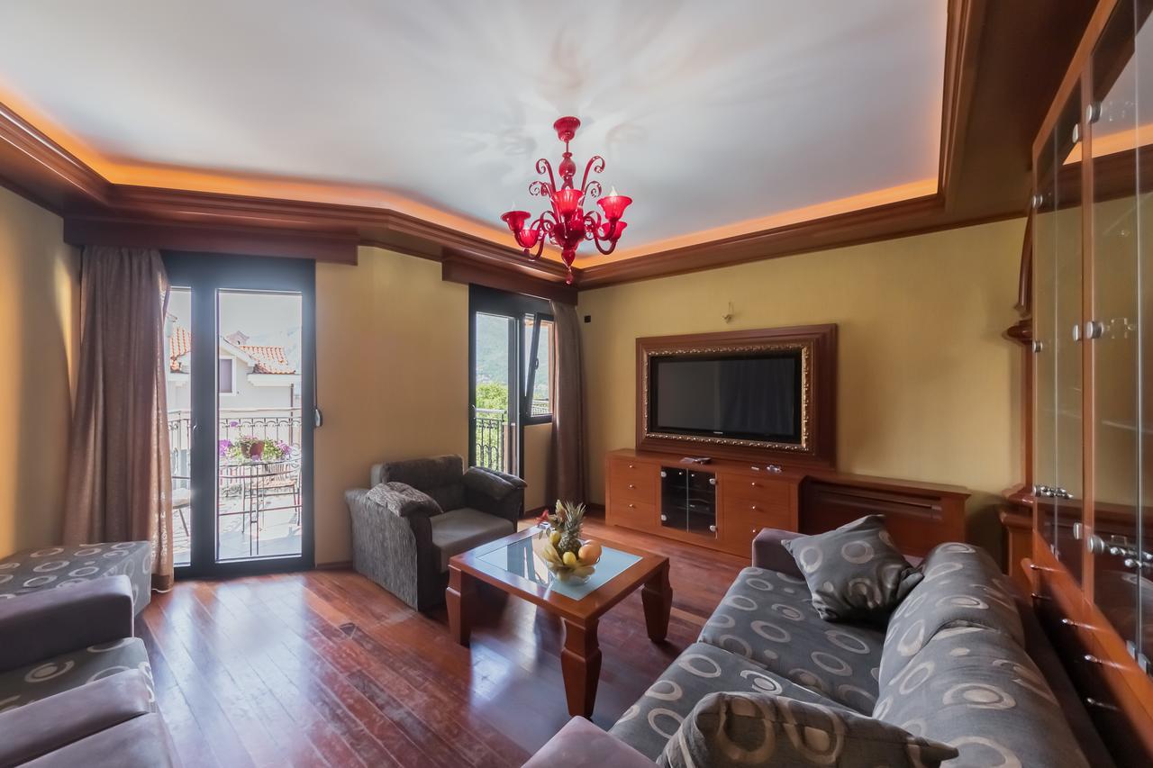 Apartments Coral Kotor Ngoại thất bức ảnh