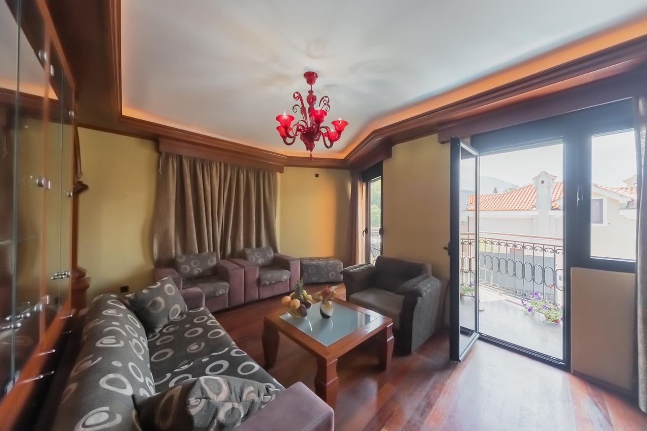 Apartments Coral Kotor Ngoại thất bức ảnh